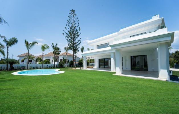 Photo: Villa in Marbella Golden Mile