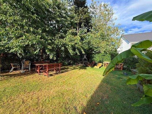 Gemeinschaftsgarten / Grillplatz