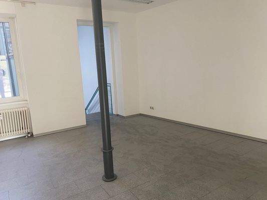 Verkaufs-/Geschäftsraum