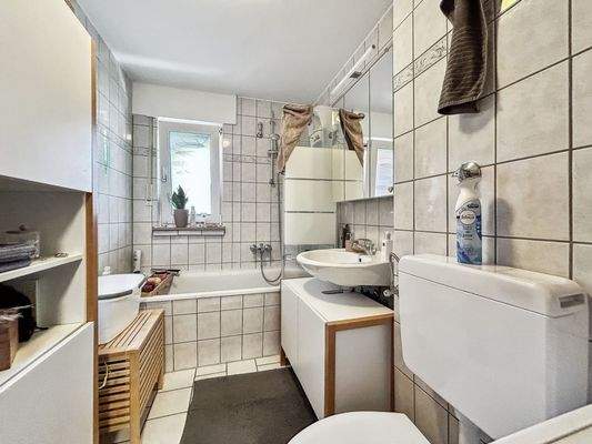 Küche und Bad Souterrain_2