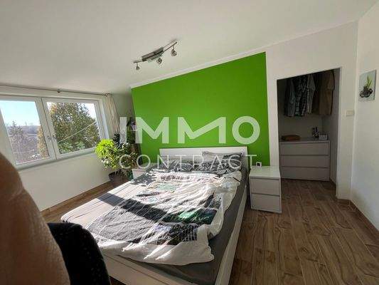 Zimmer EG mit Schrankraum