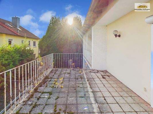 Große Sonnen-Terrasse im Obergeschoss_04