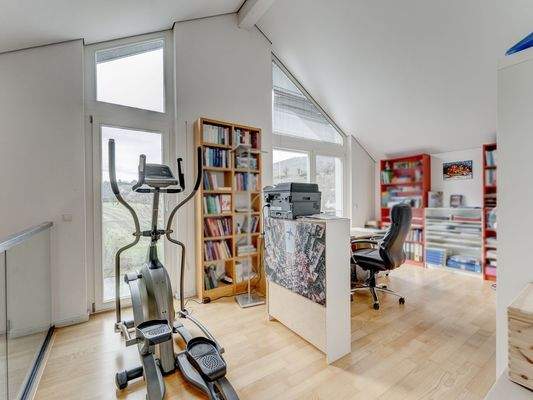 Arbeitsplatz, mögl. Zim.