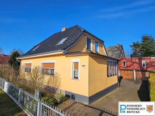 Nordost Giebel u. Südost Seite.jpg