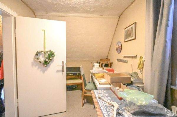 Schlafzimmer 2 von 2 DG