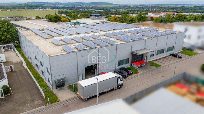 Gebäude 2 seitlich vorne