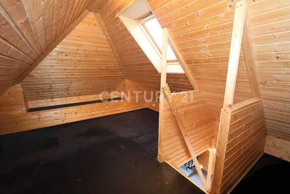 Ausgebauter Dachboden Zugang Zimmer 3