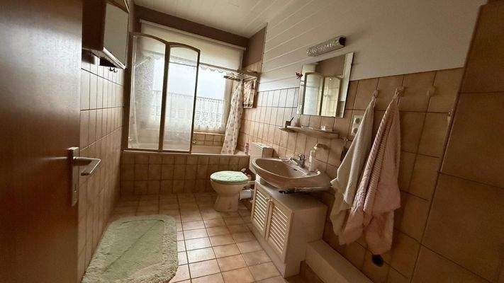 3 Zimmerwohnung mit Garage