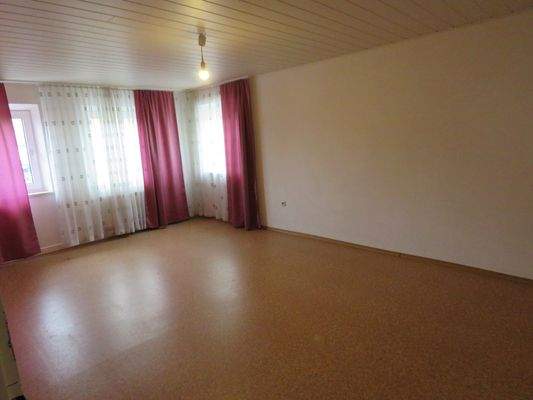 Wohnzimmer kleine Wohnung 2. OG