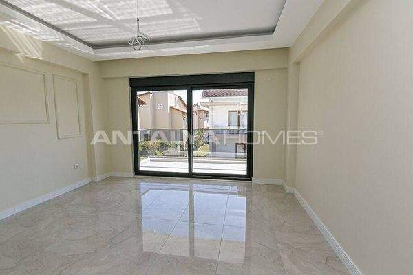 Modernly Designed Villas in a Complex in Belek Kadriye