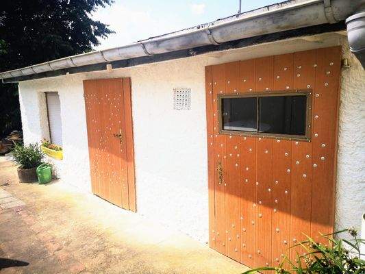 Abstellräume im Hof.jpg