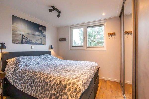 Hauptschlafzimmer Premium Chalet Schouwen Duin Schiebeschränke Moderne Einrichtung002
