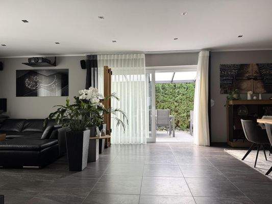 Wohn- und Essbereich