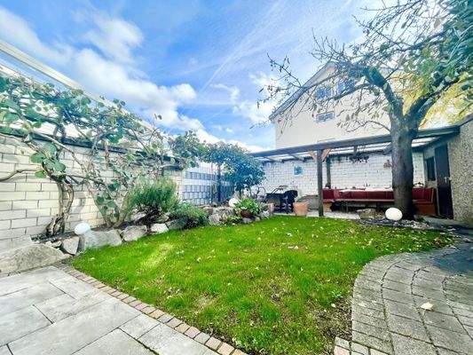 Garten hinter dem Haus