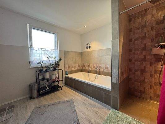 modernes Tageslichtbad