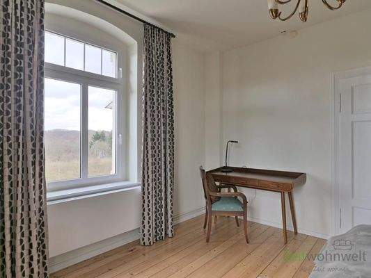 kleiner Schreibtisch