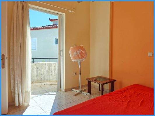 9cf600f280224081a8588df3bd6d603f-original