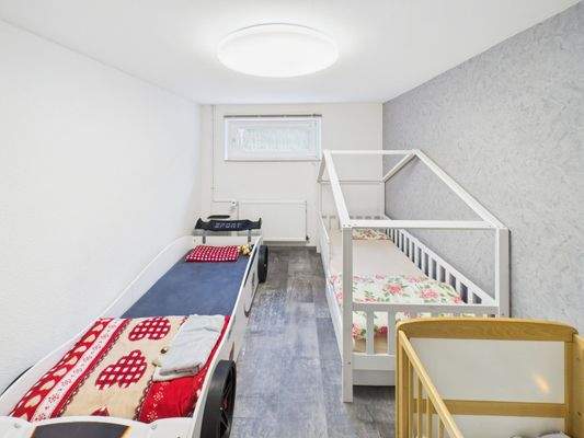 Schlafzimmer 2 - Souterrain