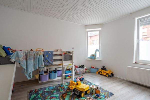 Kinderzimmer EG