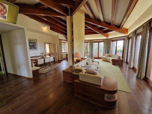 22_Bauhausstil Toskana.jpg