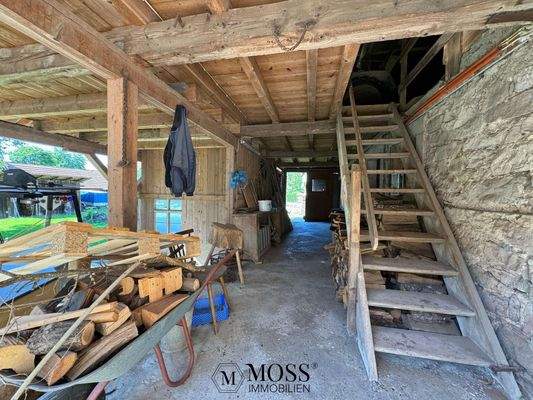 Gang Rückseite Haupthaus 