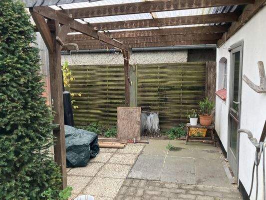 überdachte Terrasse