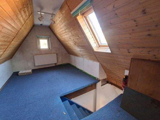 mit Fenstern Strom und Heizung