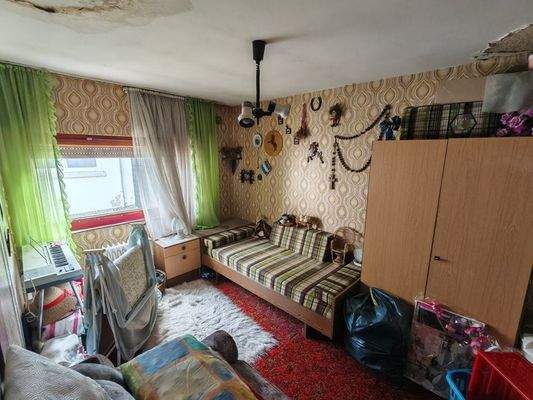 Hintergebäude: Durchgangszimmer