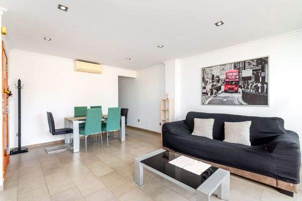 Offen gestalteter Wohn-/Essbereich