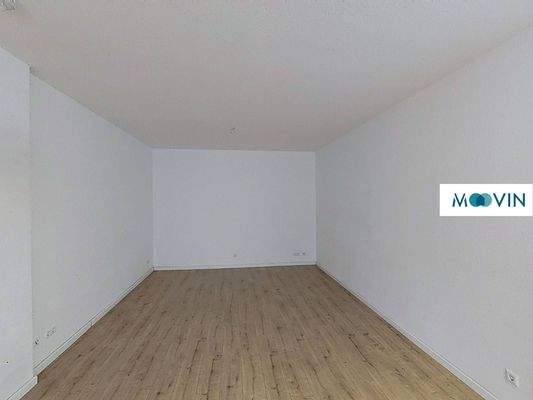 Ansicht III: Wohn- und Esszimmer mit offenem Küchenbereich