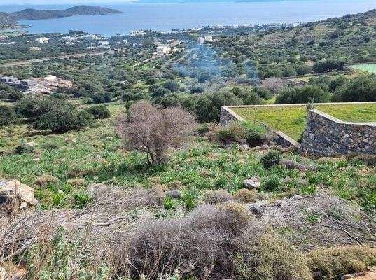 Kreta, Elounda: Baugrundstück mit Panorama-Blick zu verkaufen