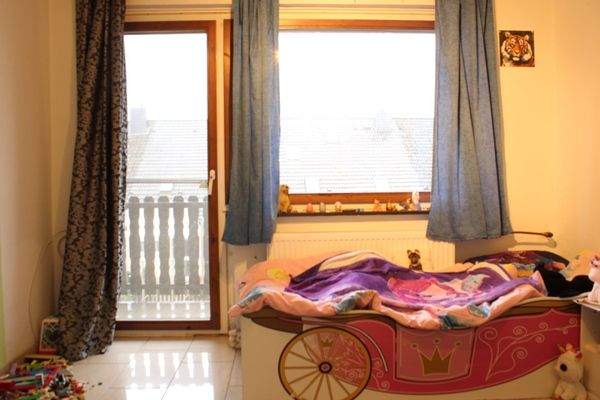 Kinderzimmer mit Balkon