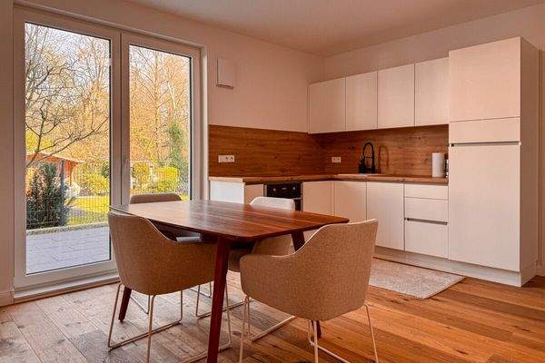 Essbereich mit Küche