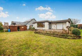 Hausansicht von hinten