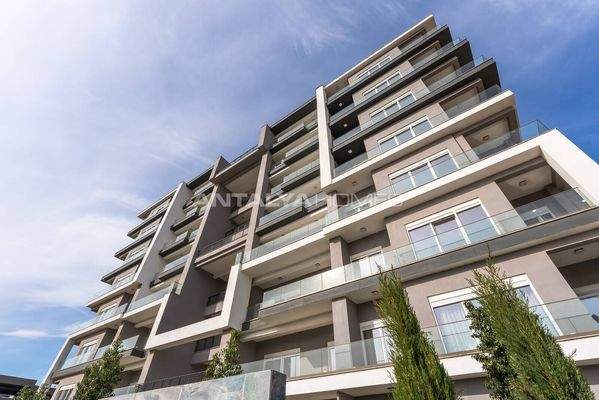 Chic Apartments in the LEED-Certified Viva Defne Project in Antalya