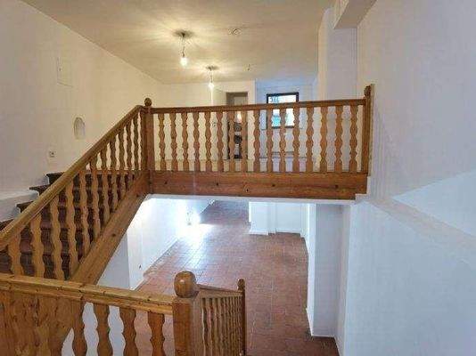 Treppe ins Obergeschoss