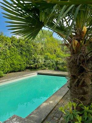 uneinsehbares Grundstück