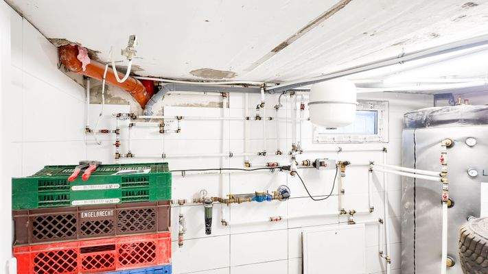 37 dji_mimo_20250523_105252_20250523105252_1747993