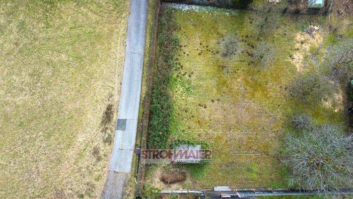 Draufsicht mit Zufahrt 1