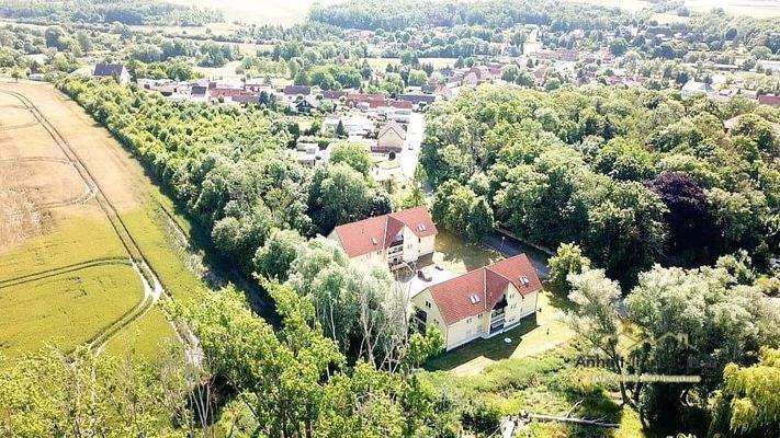 Objektansicht mit Umgebung