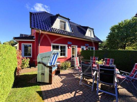 Terrasse mit Strandkorb.jpg