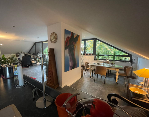 Küchen- und Essbereich.png