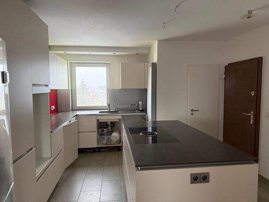 Küche mit Kochinsel