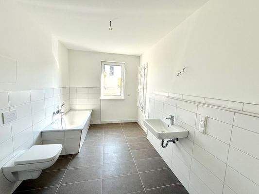 Badezimmer mit Badewanne