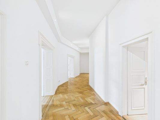 Flur Richtung Ausgang