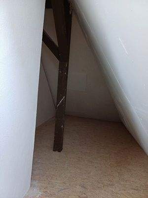 Kammer vom Bad aus begehbar