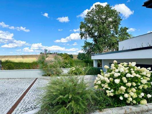 Einfahrt zur Tiefgarage