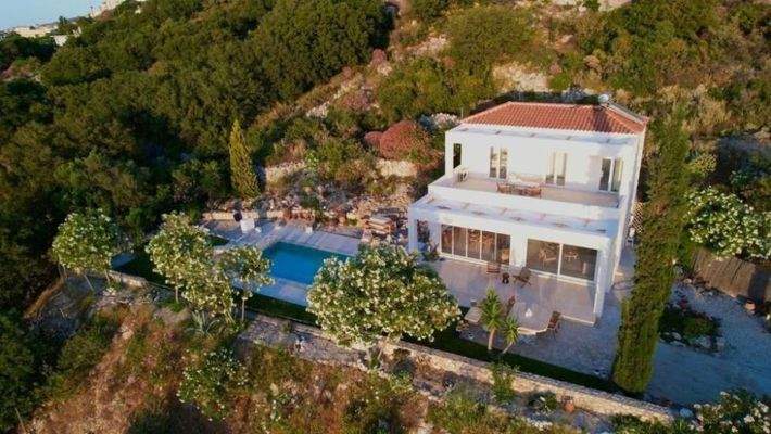 Kreta, Almyrida: Villa mit Meerblick und Swimmingpool zu verkaufen