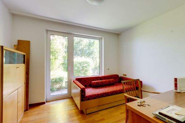 Arbeits- / Gäste- / Kinderzimmer im EG