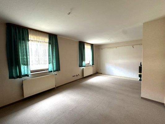 12 Wohn- Essbereich.jpg